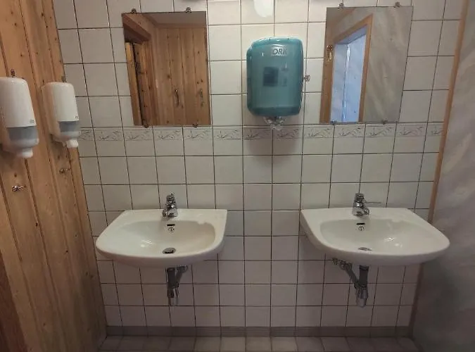 Frühstückspension Kyrkjestolen *